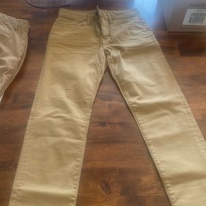 American Eagle pants no issue never worn
